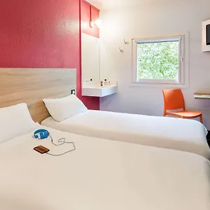 https://hotelf1-saint-etienne.hotels-rhonealpes.com